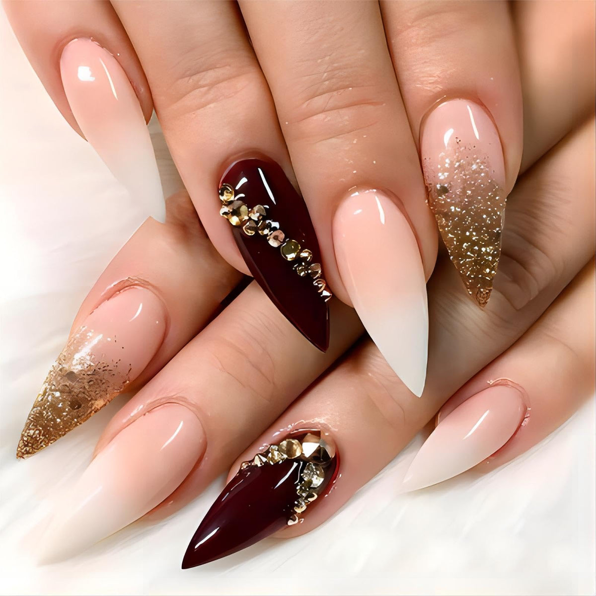 Rchovsam Almond Press on Nails Medium False Nails Glass Diamond Design Fake Nails Acrylic Gold Glitter Glue on Nails Gel Nails Kit for Womens 24pcs