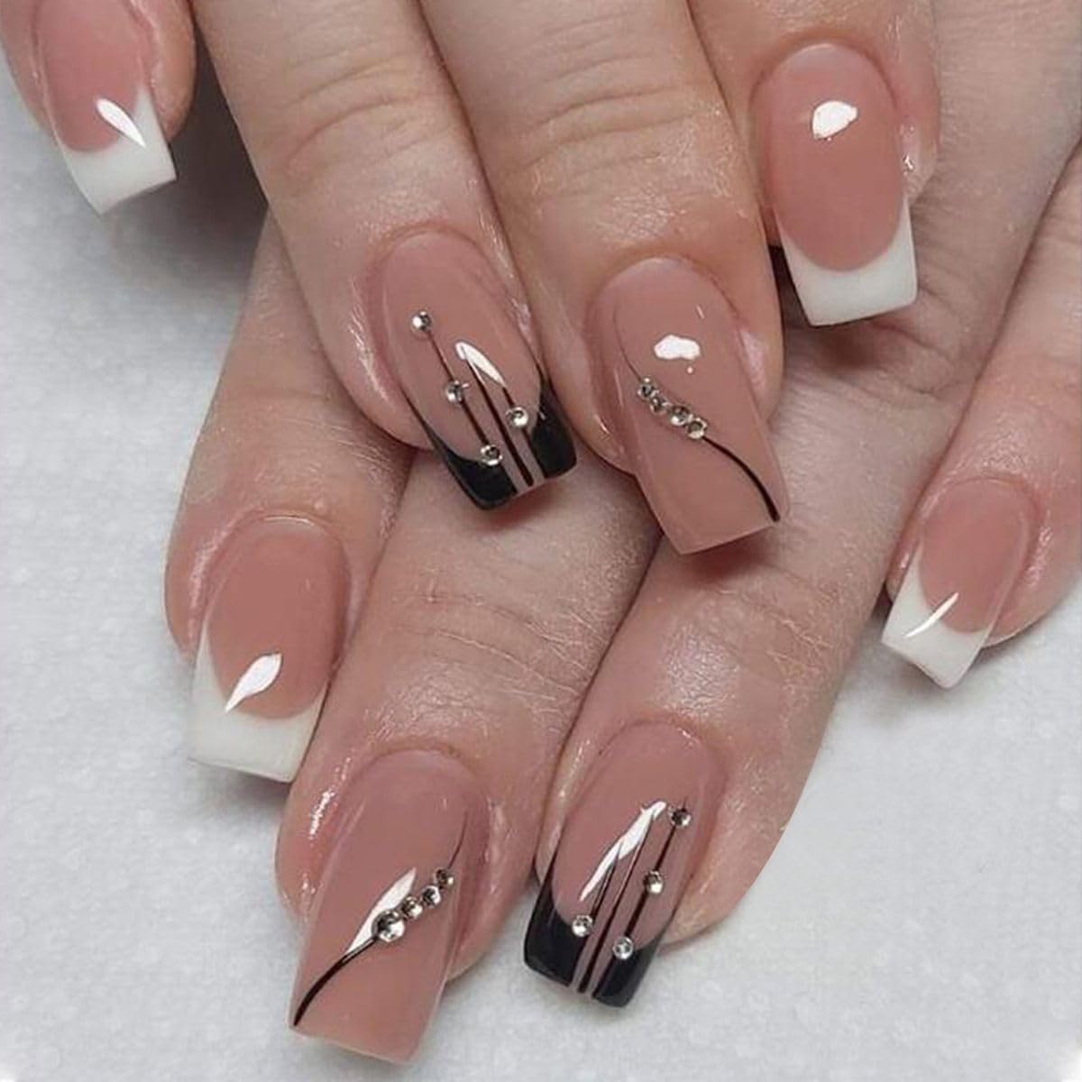 AkiliBIELY French Tip Press on Nails Short Medium Square Black White Fake Nails Pink Rhinestone Curve Glue on Nails Women Fantasy Stick on Nails for Acrylic Gel False Nails Wedding Birthday